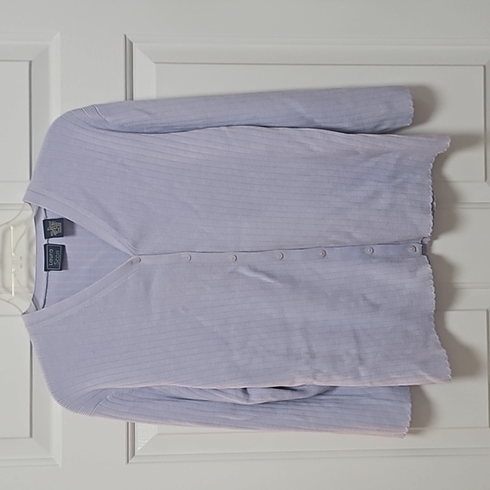 ~SOLD~💜Pretty Laura Scott Buttondown Sweater Size XL